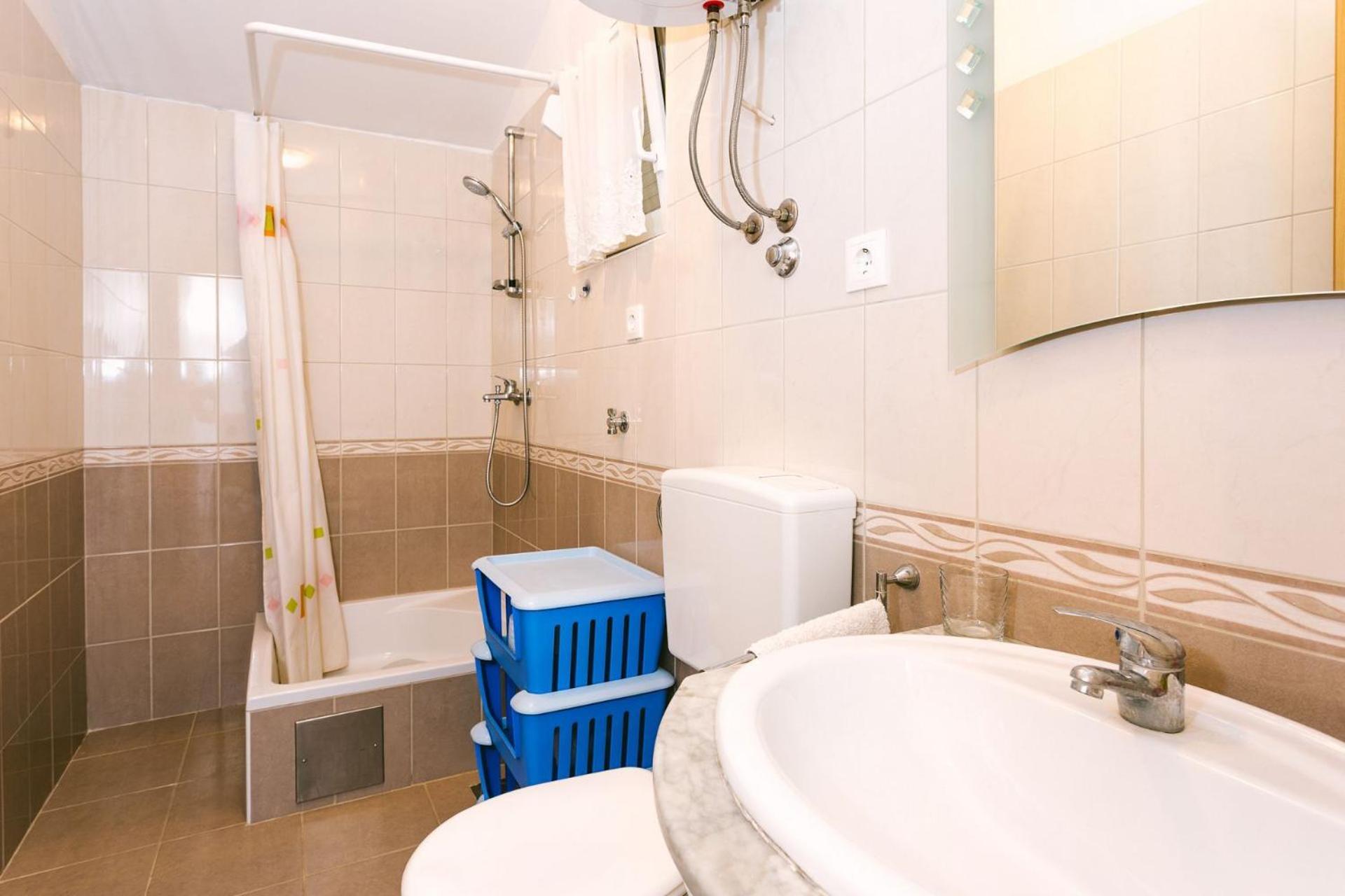 Apartments Ivica - 150M From Sea Trogir Ngoại thất bức ảnh