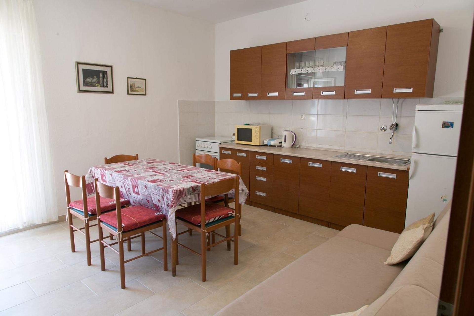 Apartments Ivica - 150M From Sea Trogir Ngoại thất bức ảnh