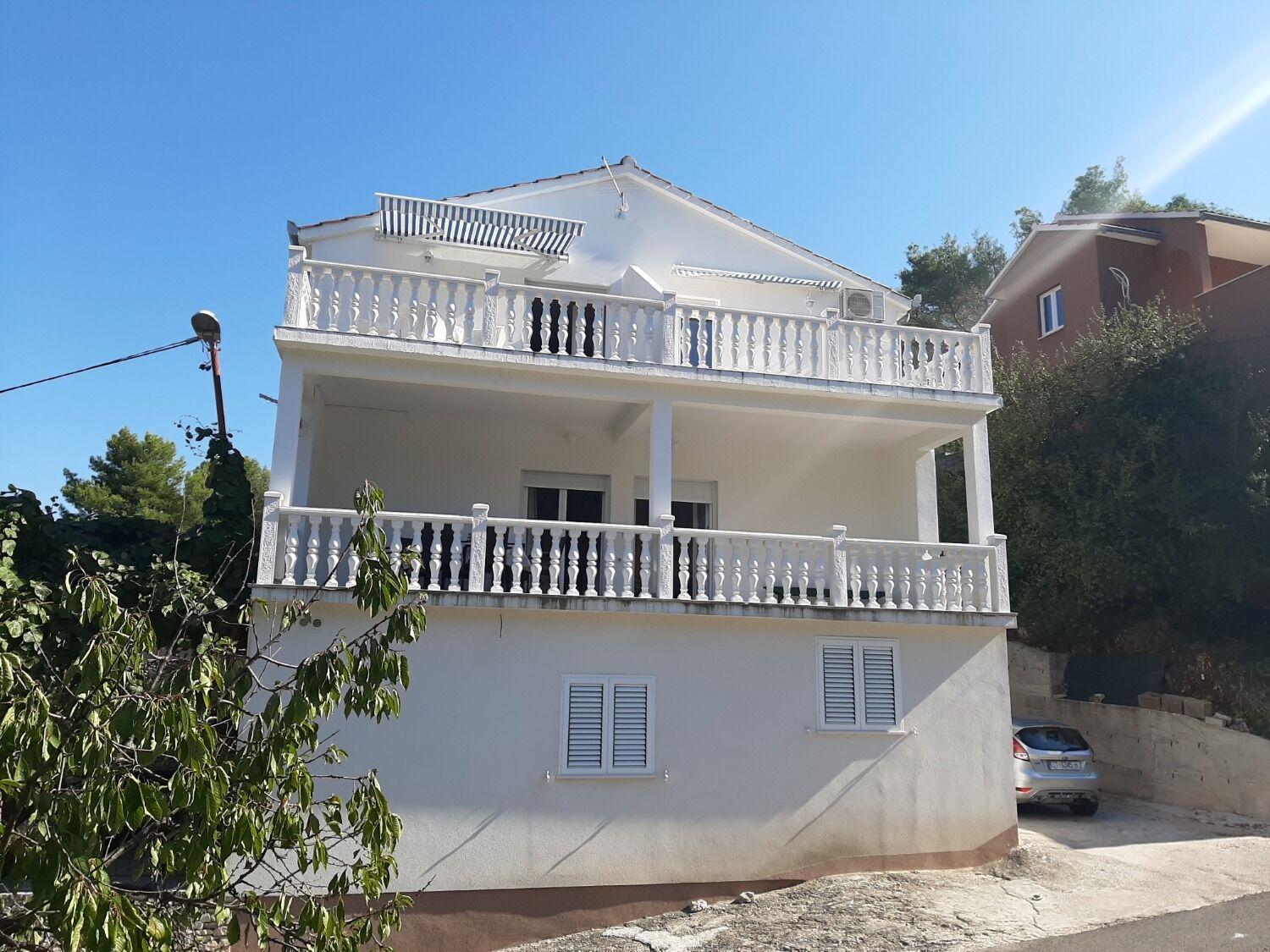 Apartments Ivica - 150M From Sea Trogir Ngoại thất bức ảnh