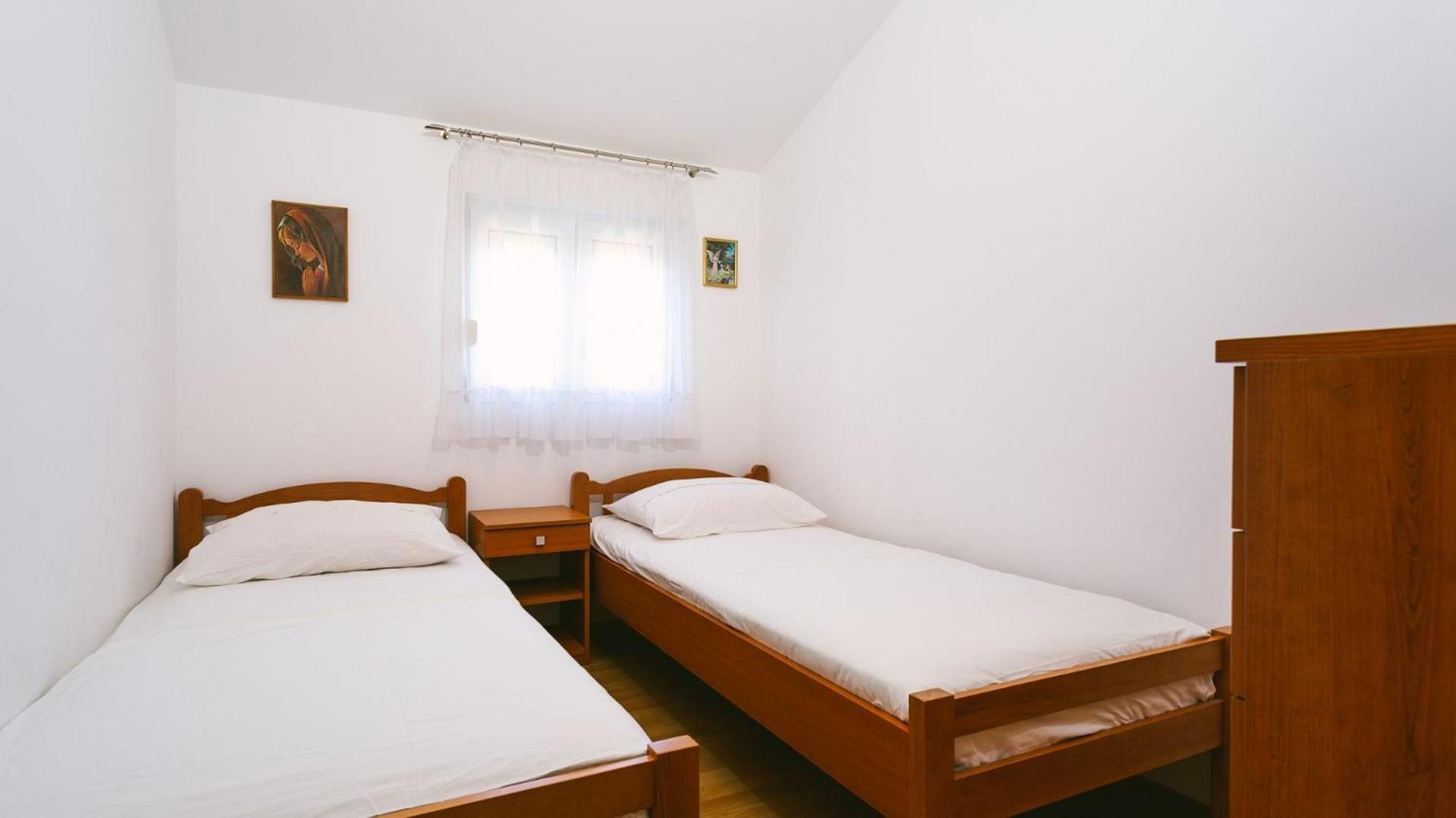 Apartments Ivica - 150M From Sea Trogir Ngoại thất bức ảnh