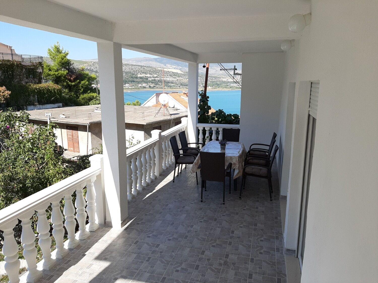 Apartments Ivica - 150M From Sea Trogir Ngoại thất bức ảnh