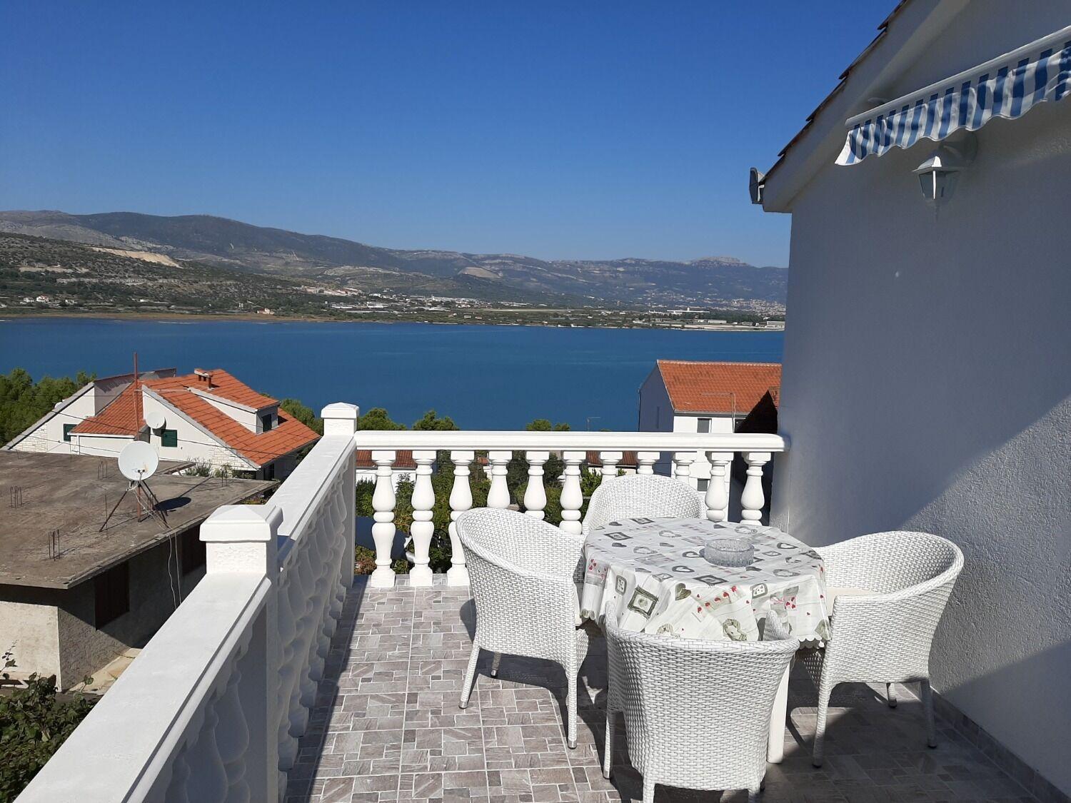 Apartments Ivica - 150M From Sea Trogir Ngoại thất bức ảnh