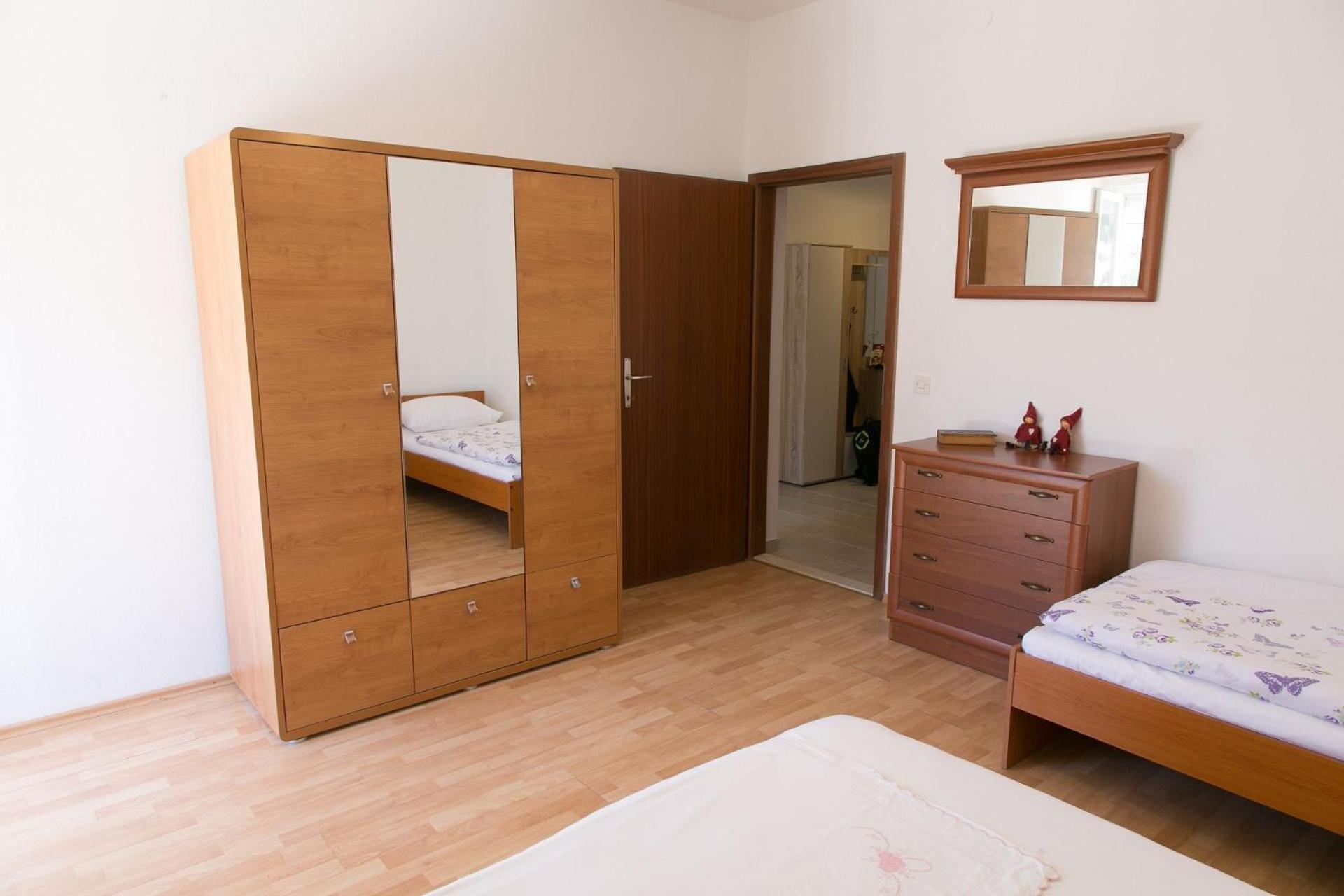 Apartments Ivica - 150M From Sea Trogir Ngoại thất bức ảnh